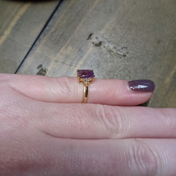 Emerald Cut Amethyst w/Diamonds - Picture 2 of 5